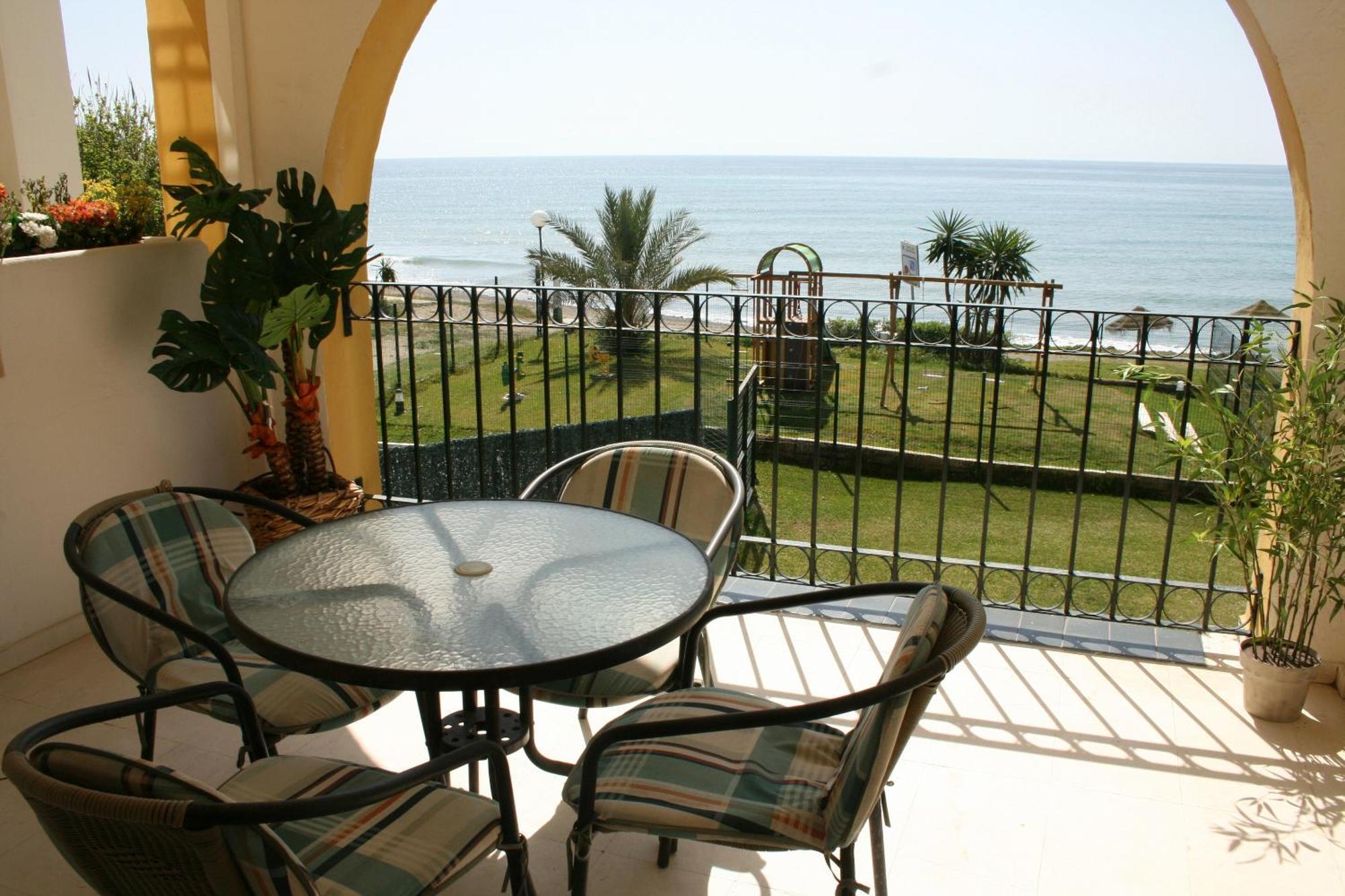 Hacienda Beach Estepona Buitenkant foto